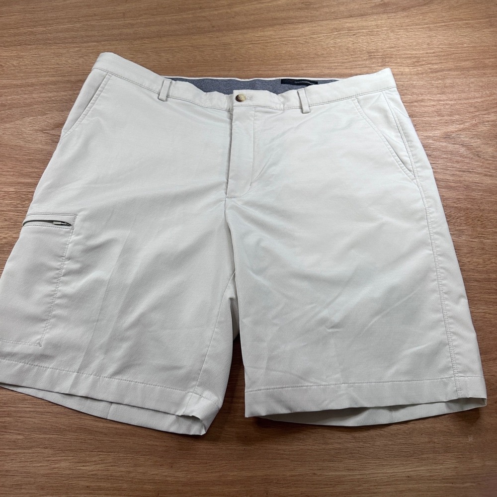 Greg Norman Golf Shorts Mens 38 Light Beige Performance Stretch Cargo